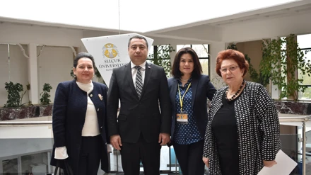 “Selçuklu Mimarisi” konulu sempozyum yapıldı